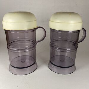 Vtg Kitchen King Purple Plastic Sugar Shakers Rare Color Muffineer Hong Kong